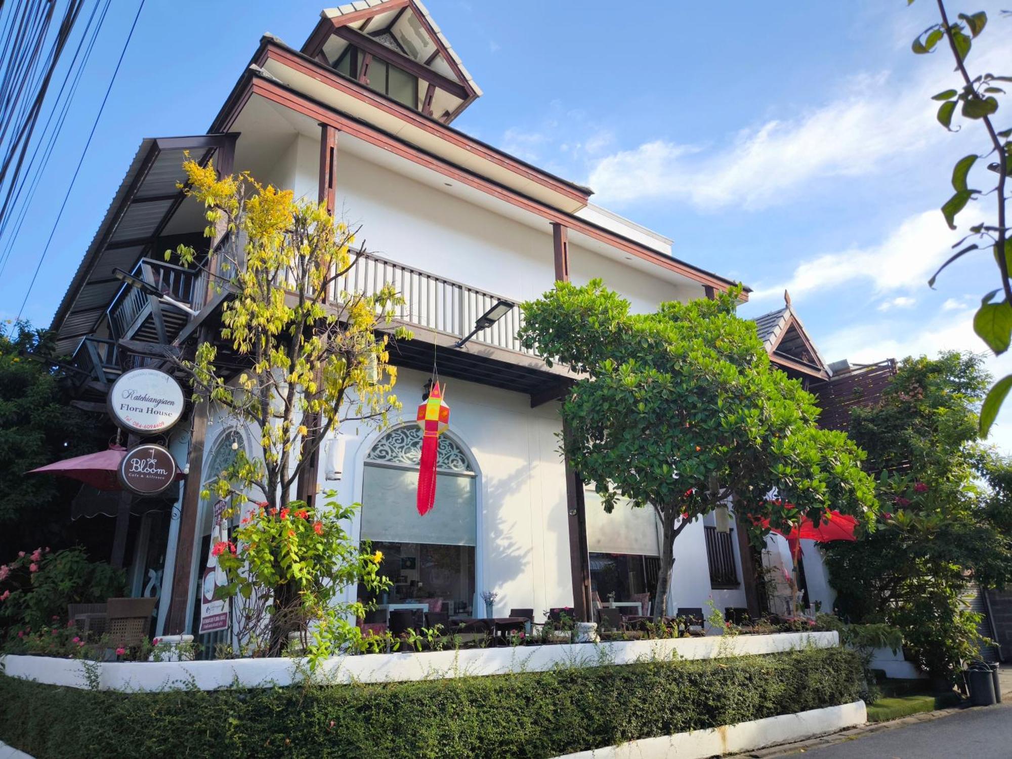 Hotel Ratchiangsaen Flora House Chiang Mai Exterior foto